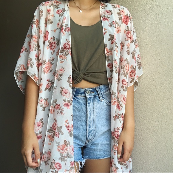 Forever 21 Other - Sheer Floral Kimono